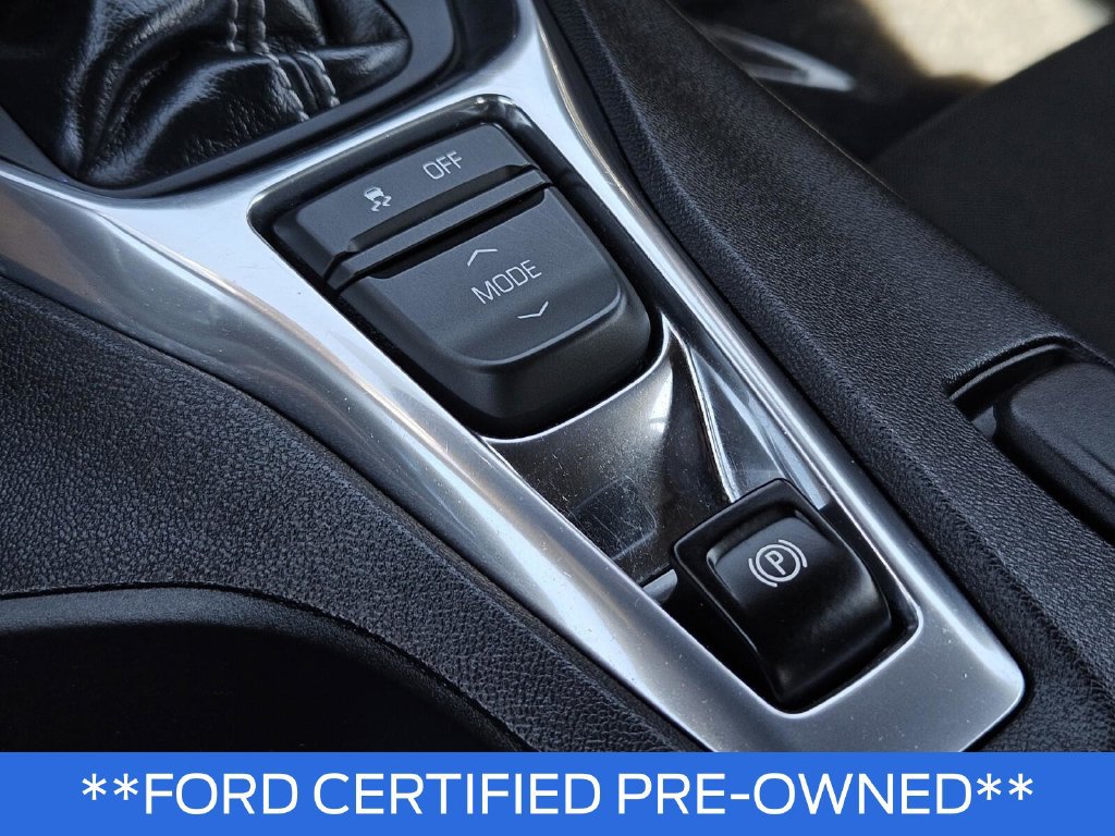 Used 2020 Chevrolet Camaro LT RWD image 27