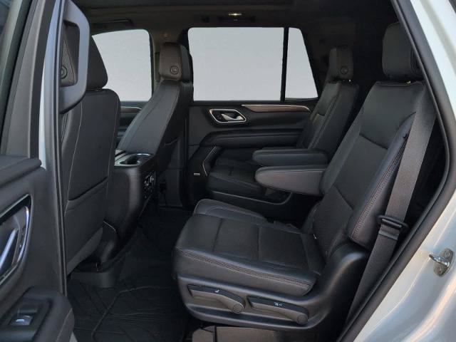 Used 2022 Chevrolet Tahoe High Country w/ Premium Package 2 AWD/4WD image 18