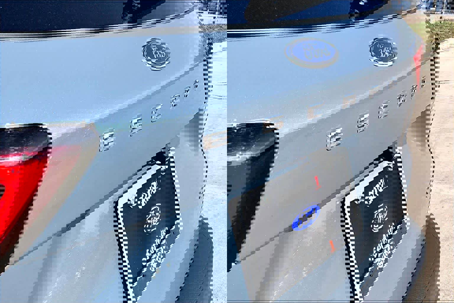 Certified 2025 Ford Escape ST-Line Elite w/ Tech Pack #1 image 12