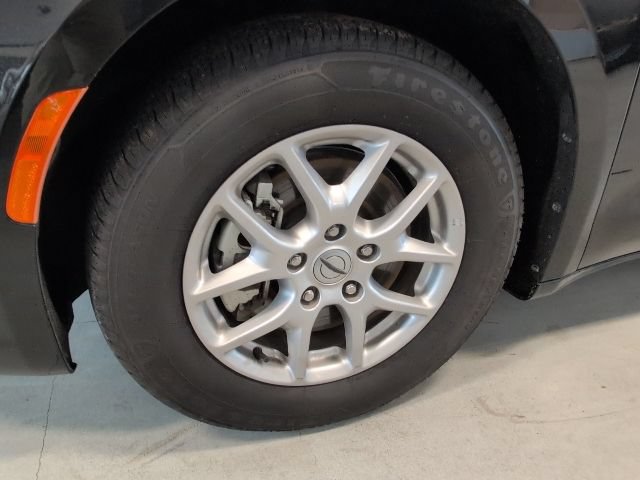 Used 2025 Chrysler Pacifica Select FWD image 9