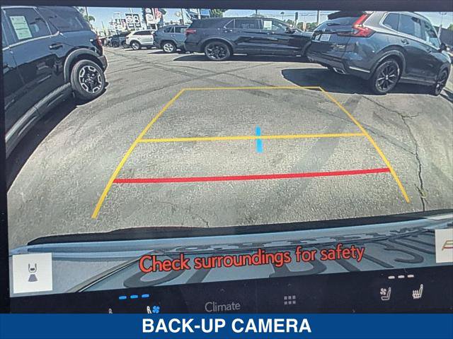 Used 2024 Lexus NX 250 FWD w/ Premium Package image 18