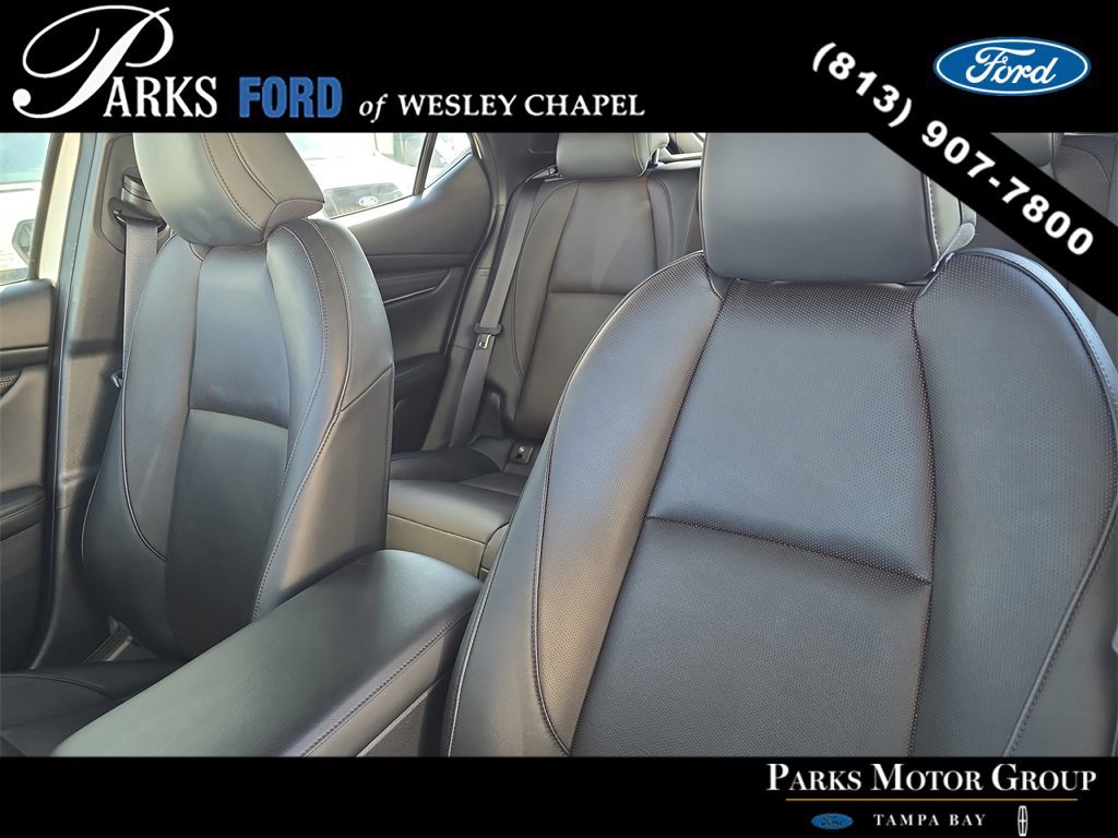 Used 2024 MAZDA MAZDA3 Hatchback w/ Appearance Package image 20