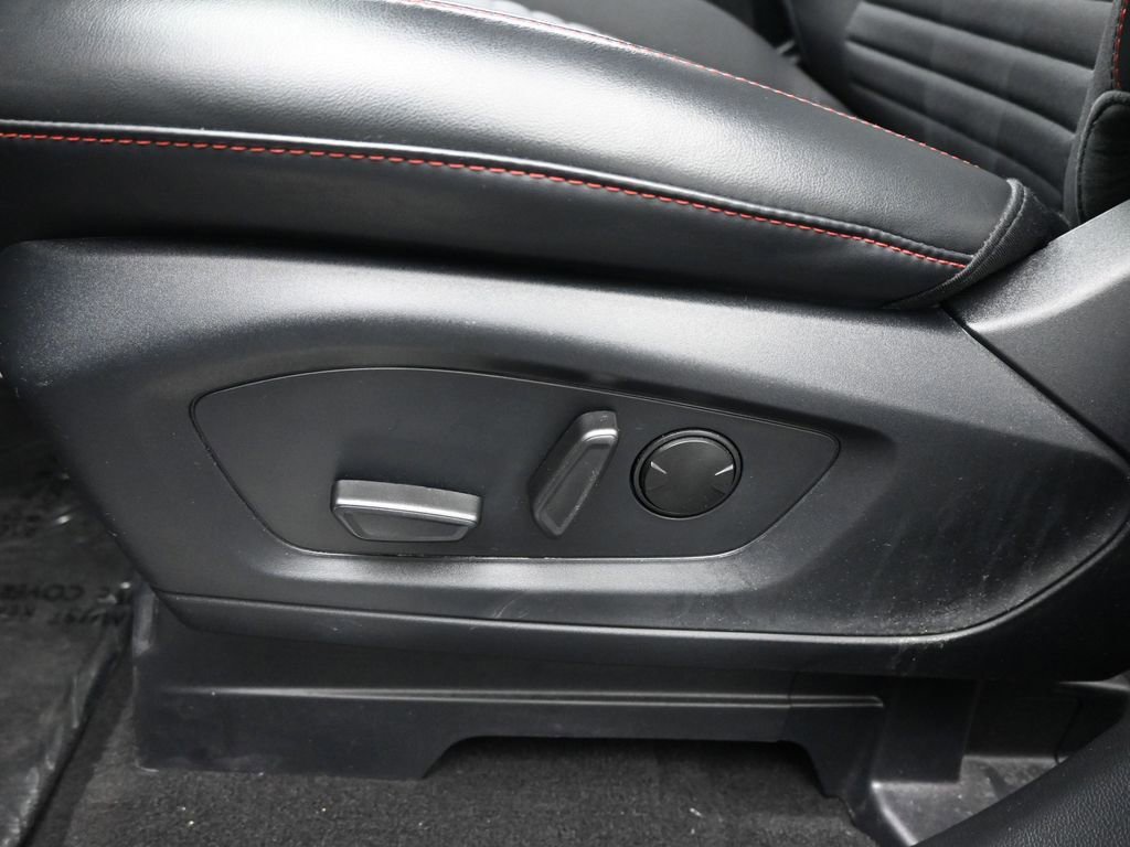 Certified 2025 Ford Explorer ST-Line w/ ST-Line Street Pack image 38