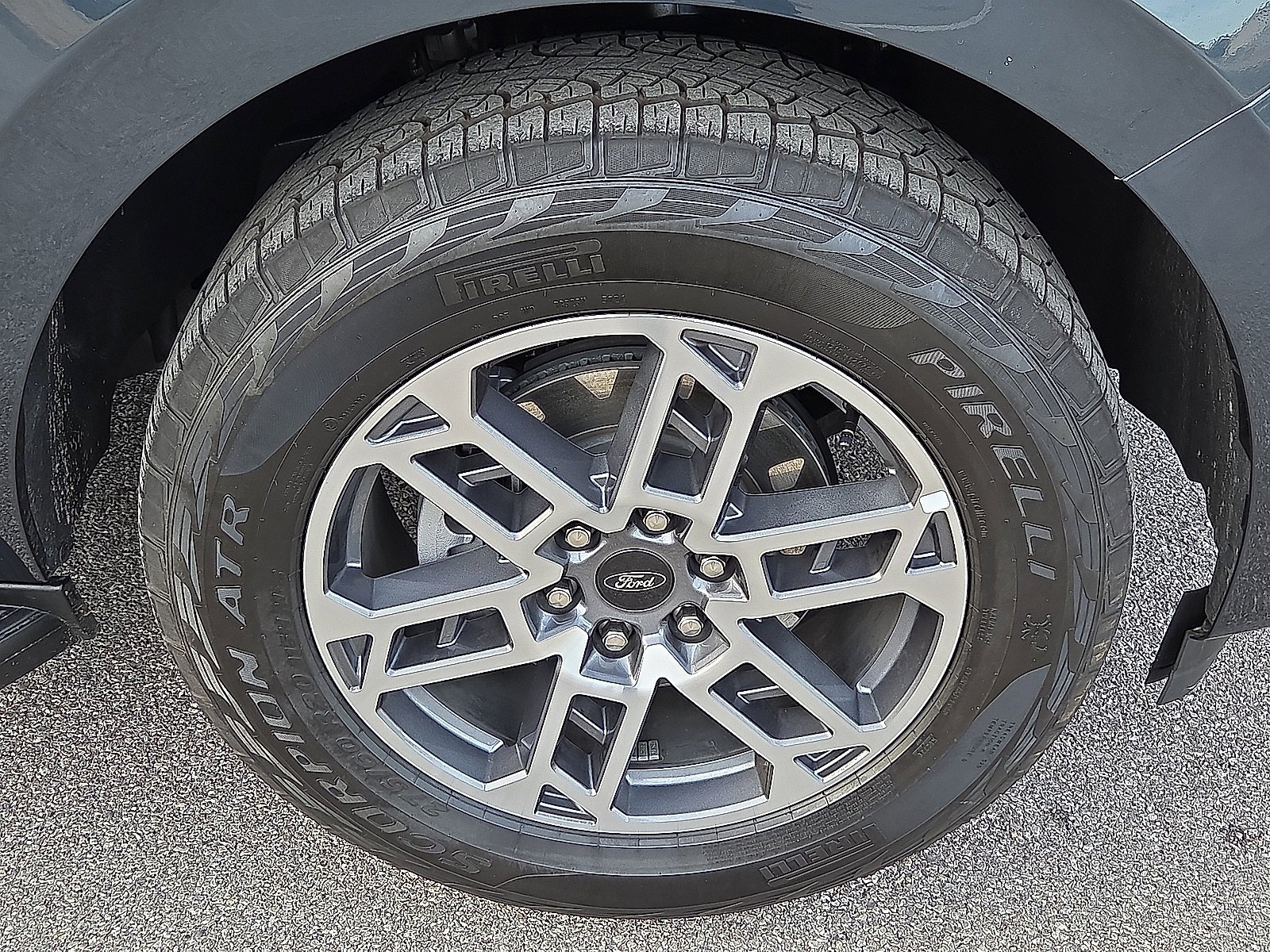 Certified 2025 Ford Expedition Active image 7