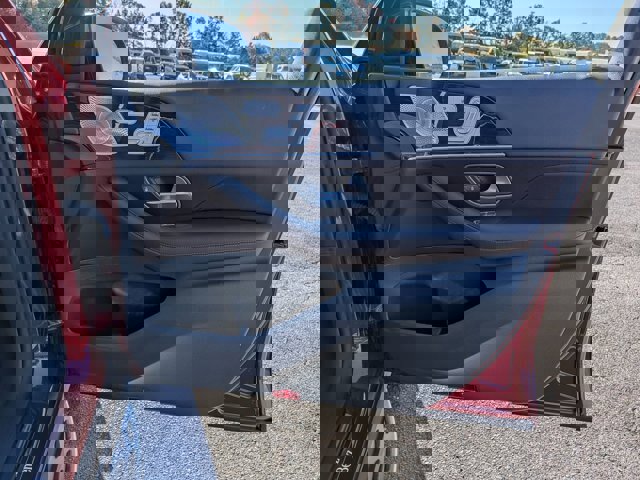 Used 2020 Mercedes-Benz GLE 350 4MATIC image 33