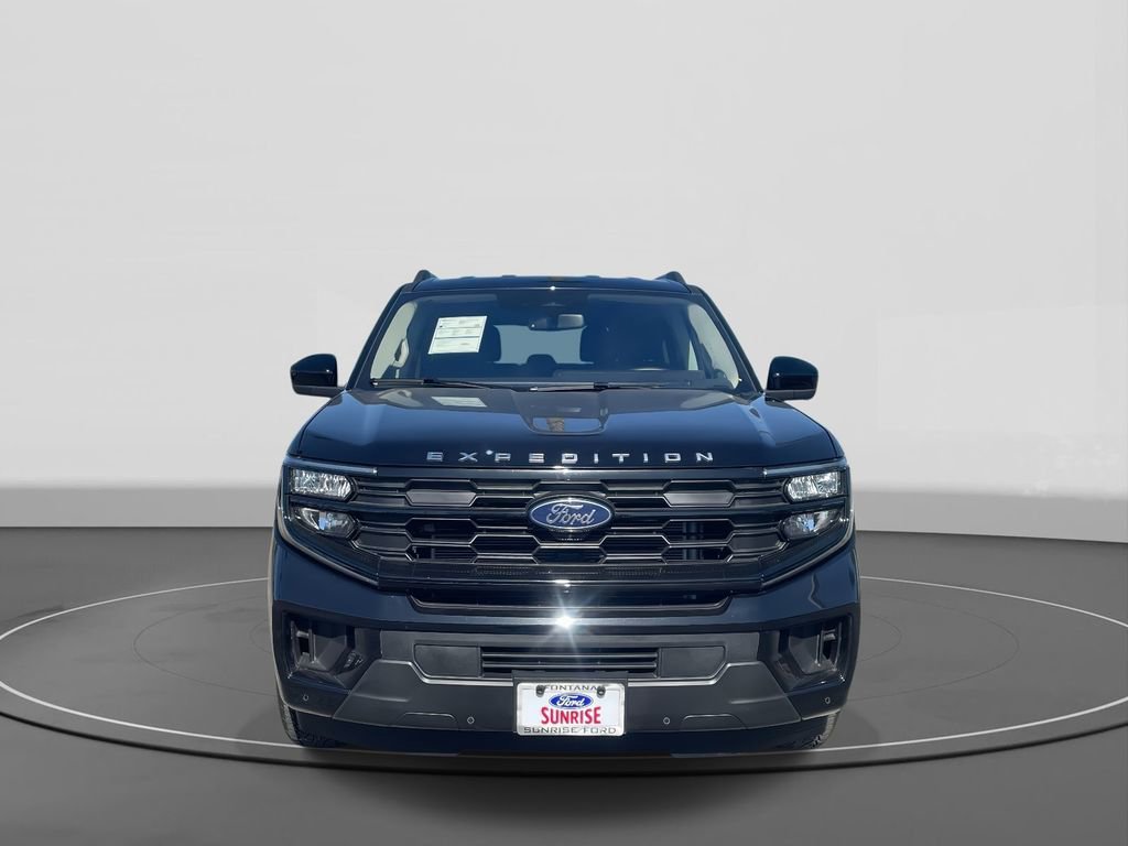 Certified 2025 Ford Expedition Active image 6