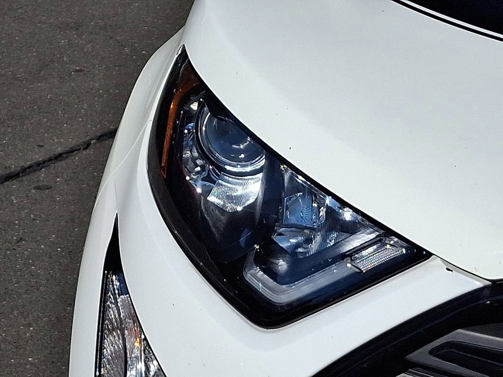 Certified 2022 Ford EcoSport SES w/ Interior Protection Package image 9