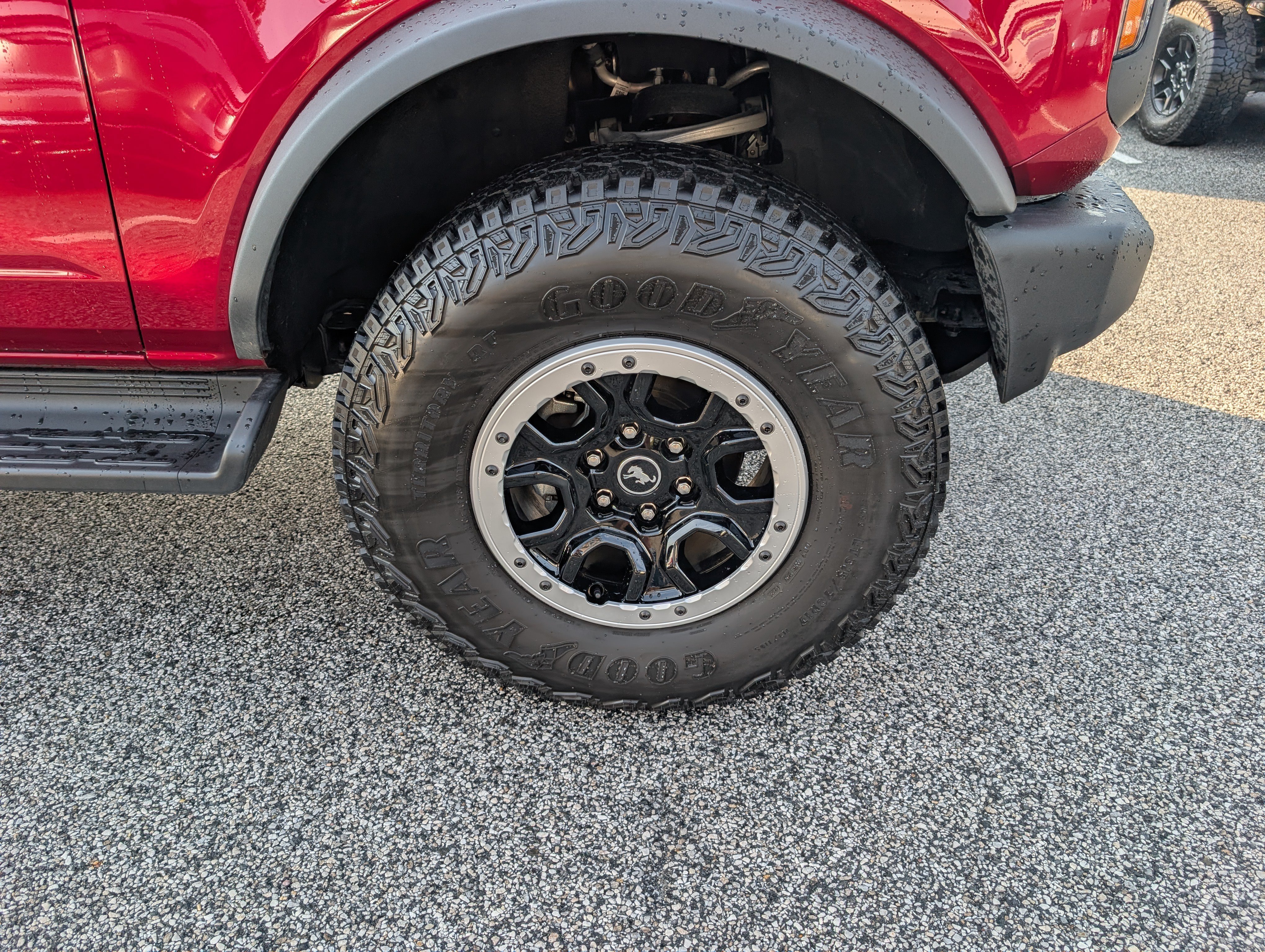 Certified 2025 Ford Bronco 4-Door w/ Sasquatch Package AWD/4WD image 11