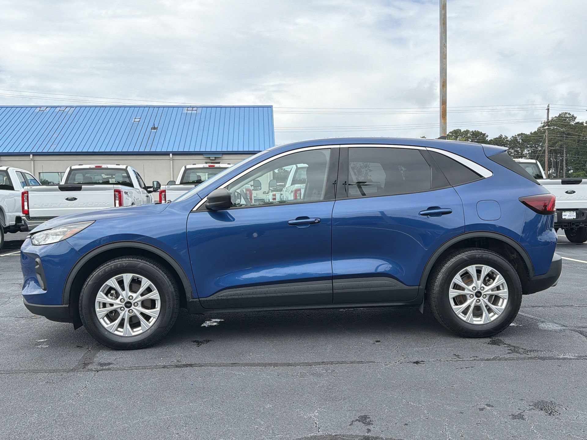Certified 2023 Ford Escape Active AWD/4WD image 26