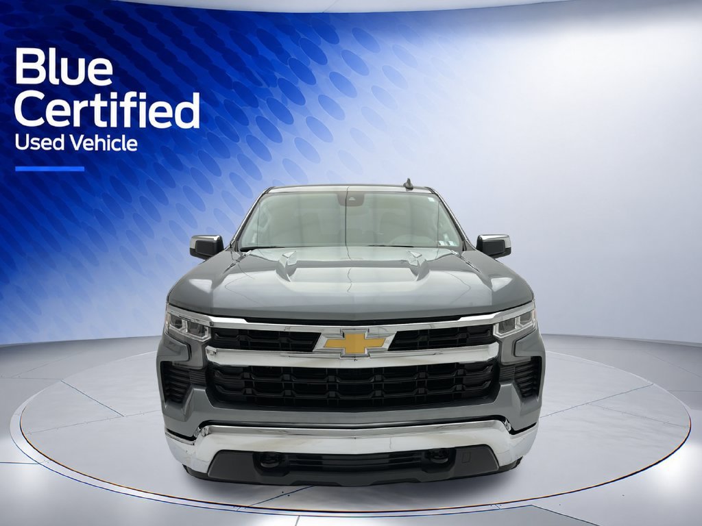 Used 2025 Chevrolet Silverado 1500 LT AWD/4WD image 2