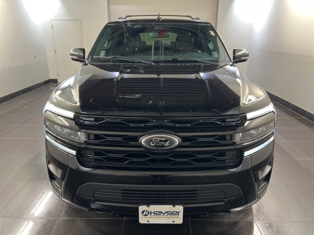 Certified 2022 Ford Expedition Max Limited image 2
