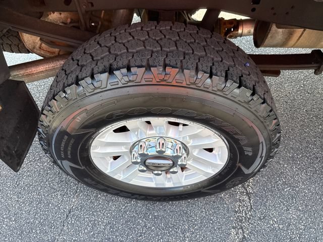 Certified 2019 Ford F250 XLT w/ XLT Value Package AWD/4WD image 18