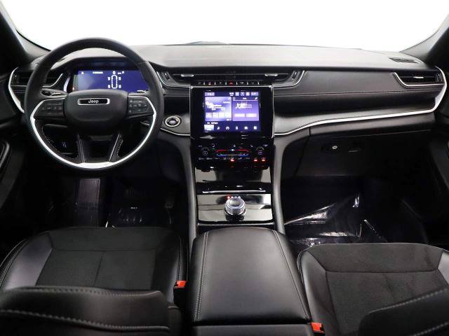 Used 2025 Jeep Grand Cherokee L Laredo