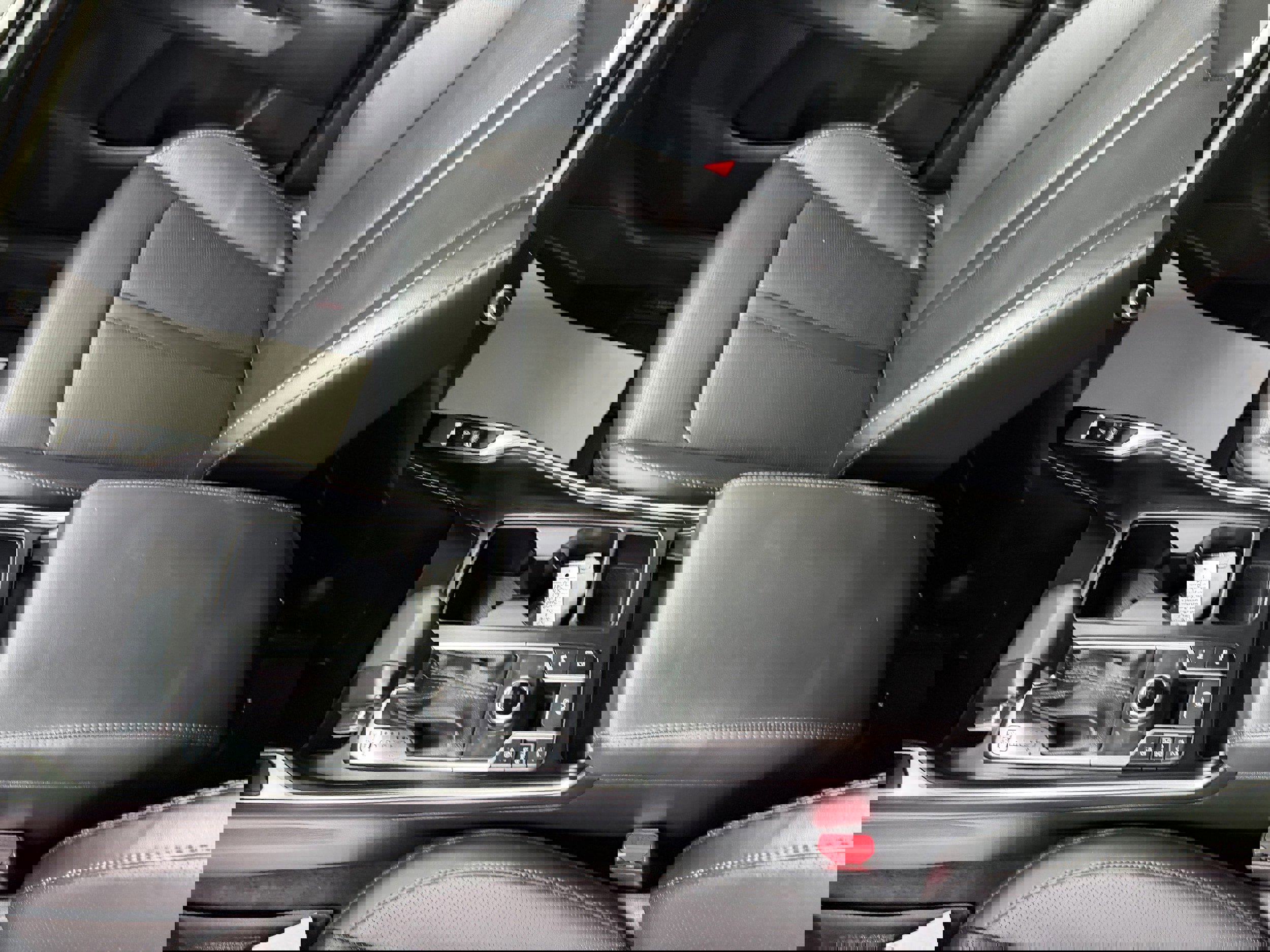 Used 2024 Kia Sorento X-Line EX image 17