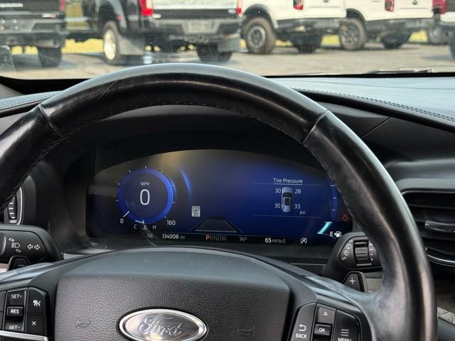 Certified 2020 Ford Explorer Platinum w/ Premium Technology Package AWD/4WD image 9