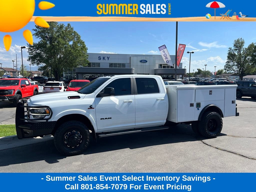 Used 2022 RAM 3500 Laramie AWD/4WD image 1