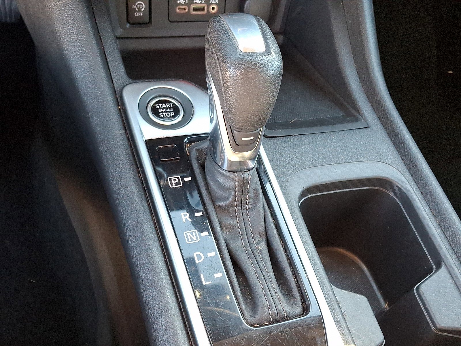 Used 2024 Nissan Sentra SV image 13