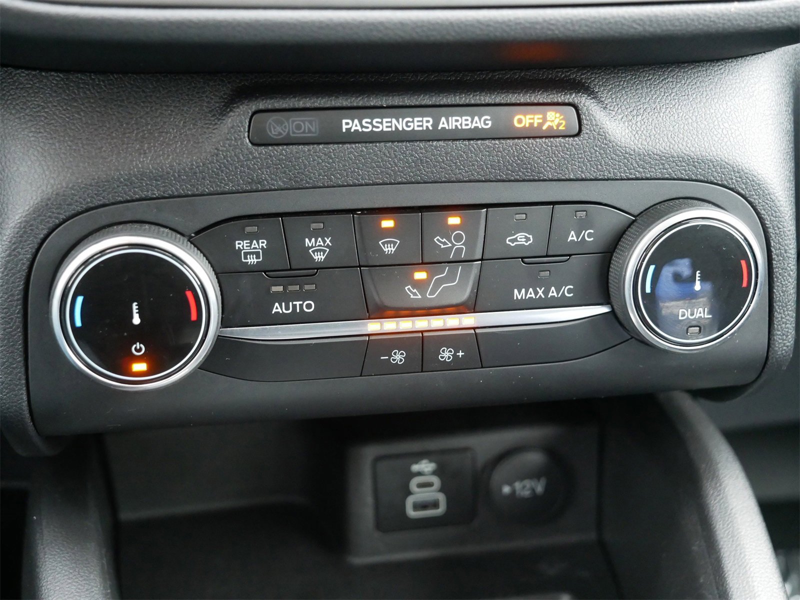 Certified 2025 Ford Escape Active image 22