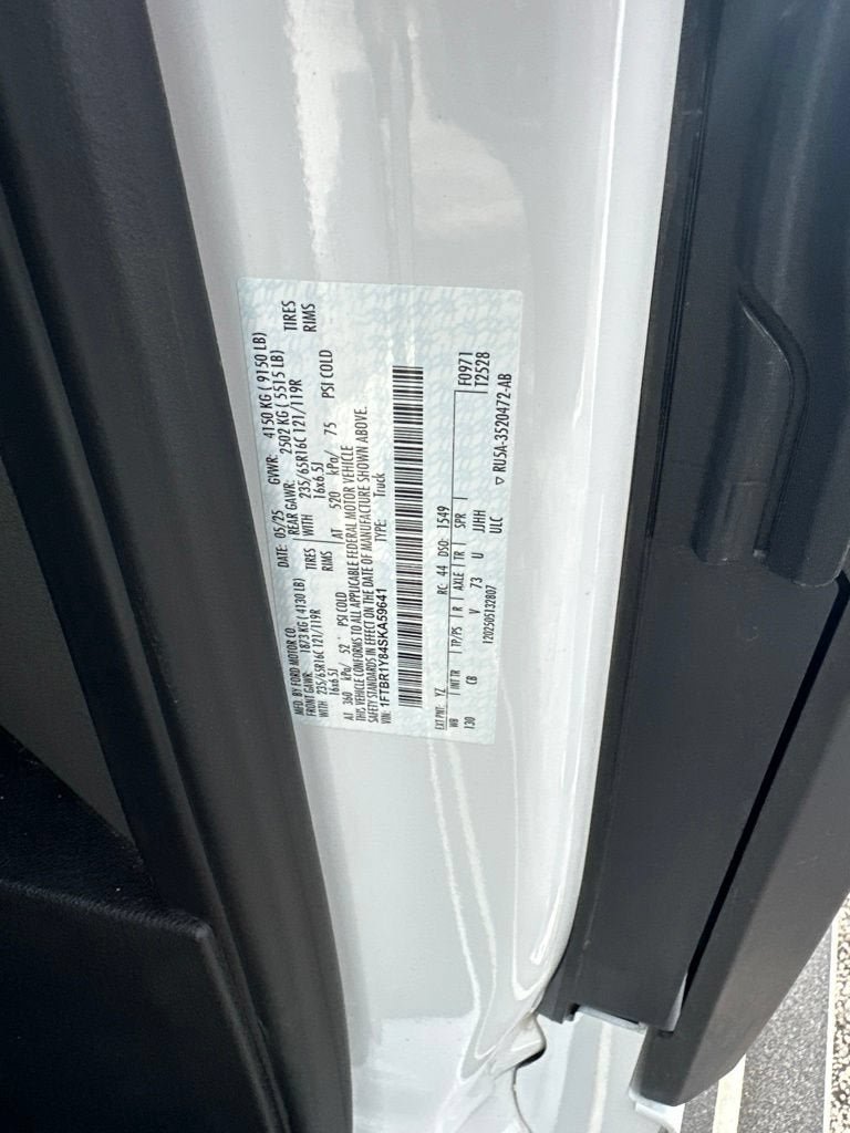 Certified 2025 Ford Transit 250 Low Roof w/ Exterior Upgrade Package RWD image 13