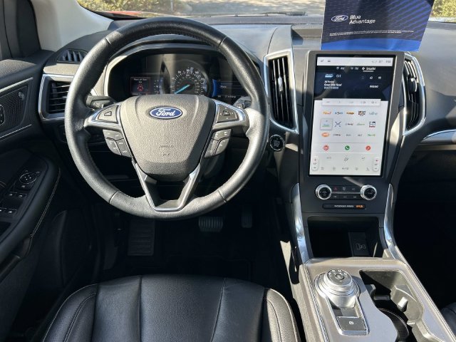 Certified 2022 Ford Edge Titanium w/ Class II Trailer Tow Package AWD/4WD image 15