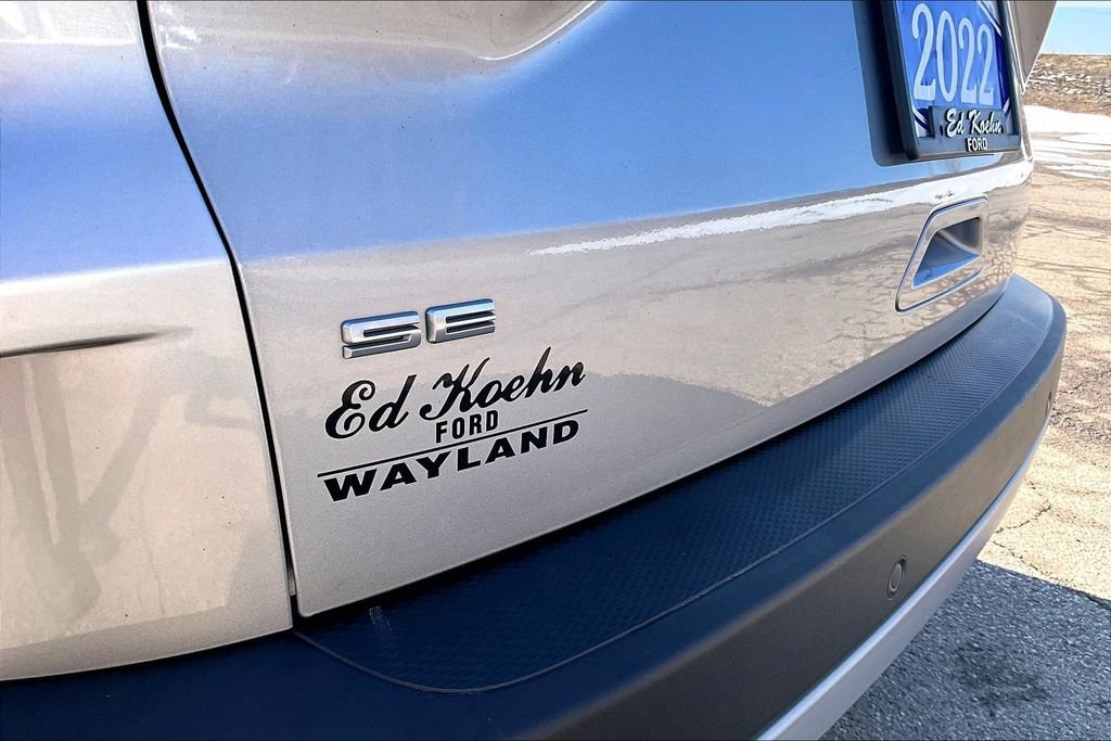 Certified 2022 Ford Escape SE w/ Cold Weather Package FWD image 8