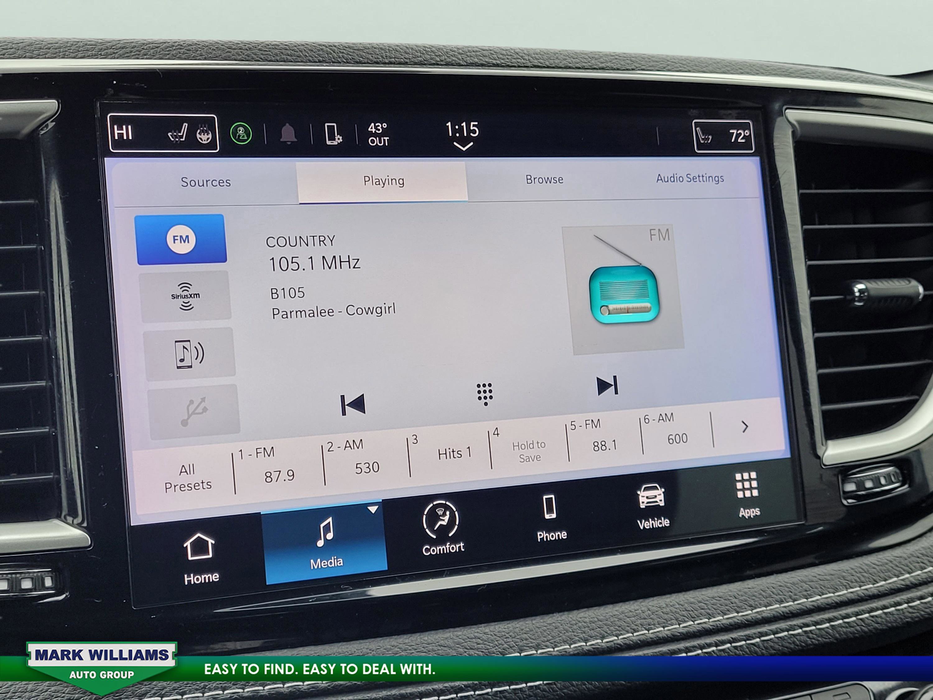 Used 2023 Chrysler Pacifica Touring-L w/ S Appearance Package image 22