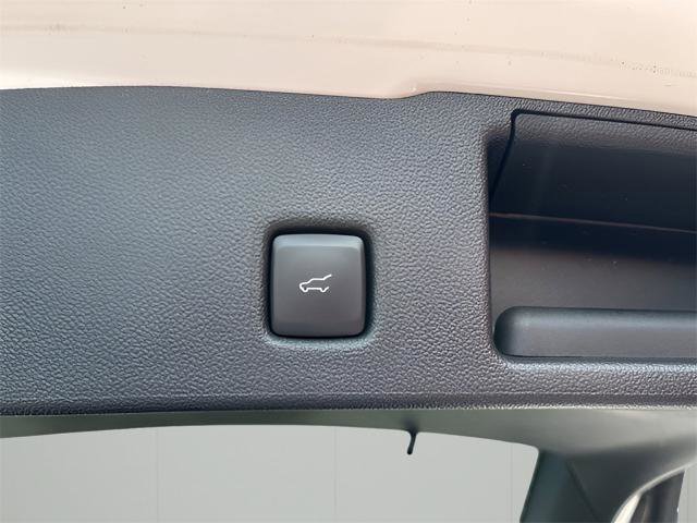 Certified 2022 Ford Escape SEL w/ Technology Package image 12