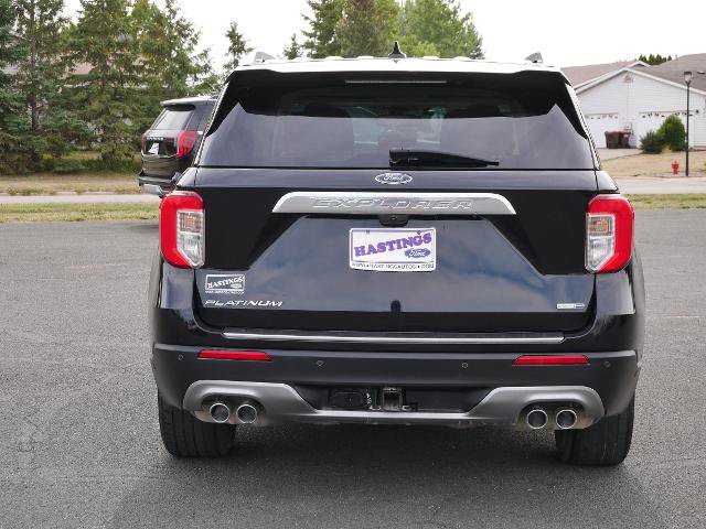 Certified 2020 Ford Explorer Platinum w/ Premium Technology Package AWD/4WD image 4