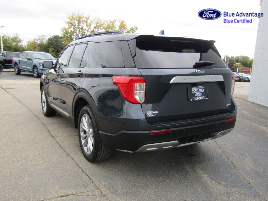 Certified 2024 Ford Explorer XLT w/ Equipment Group 202A AWD/4WD image 3