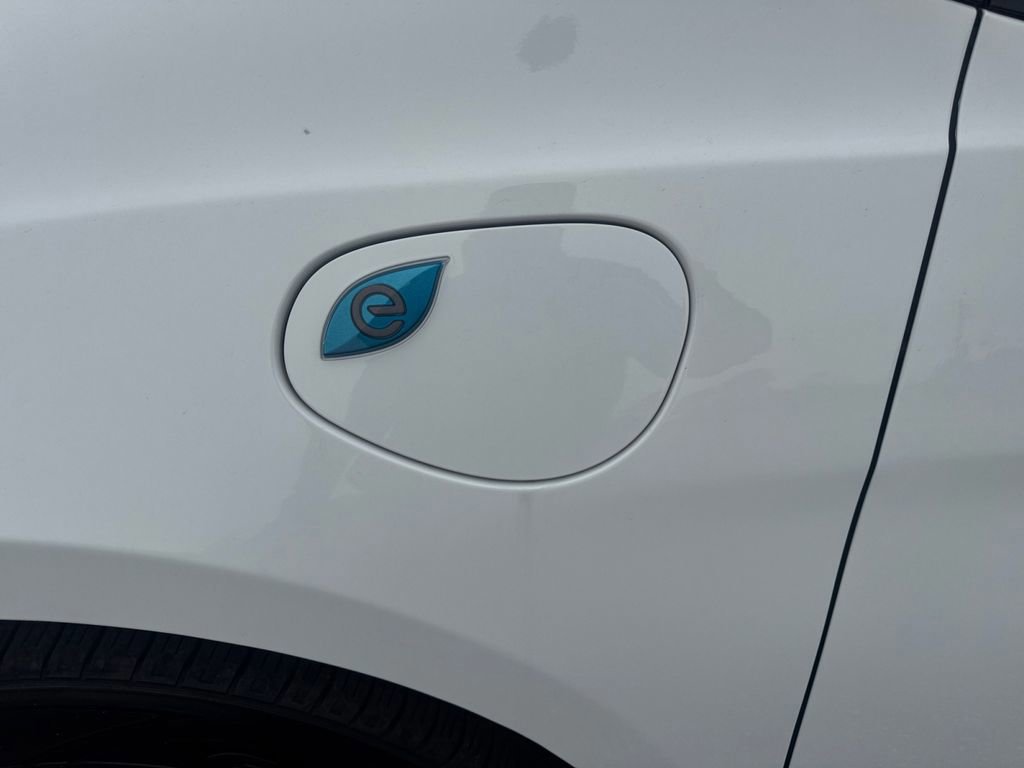 Used 2022 Chrysler Pacifica Touring-L w/ S Appearance Package image 20