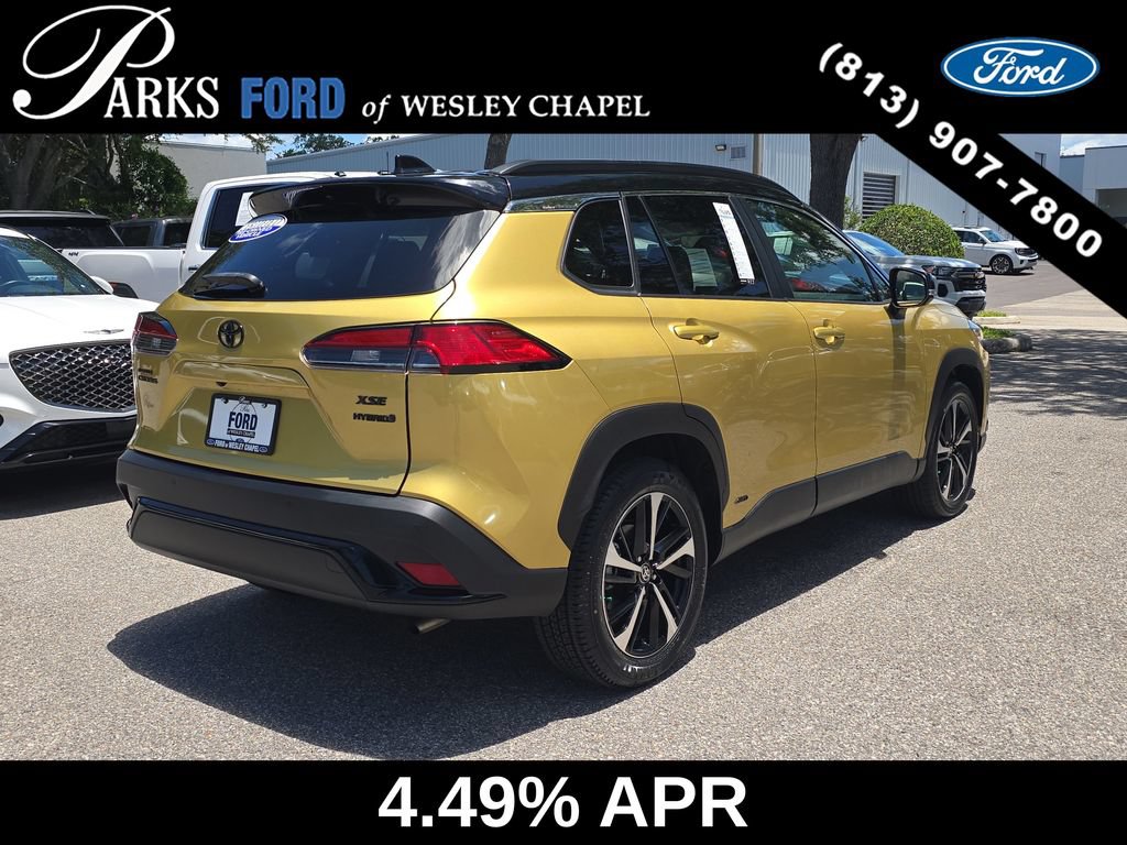 Used 2023 Toyota Corolla Cross AWD Hybrid w/ Convenience Package image 4