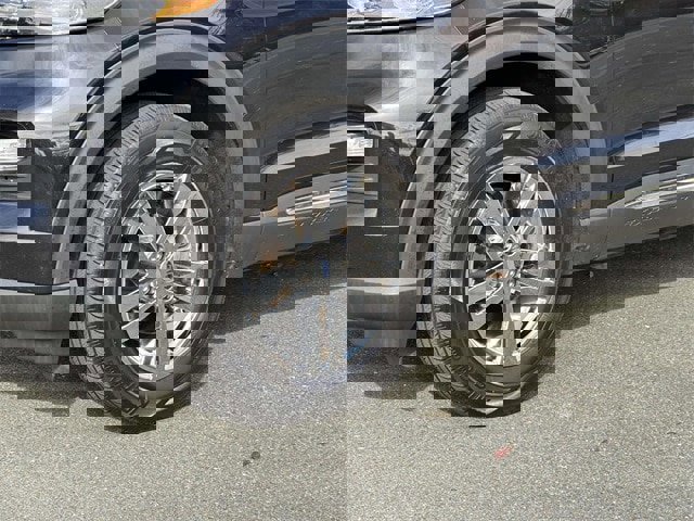 Certified 2024 Ford Explorer XLT w/ Equipment Group 202A image 7