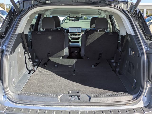 Certified 2026 Ford Explorer Active image 13