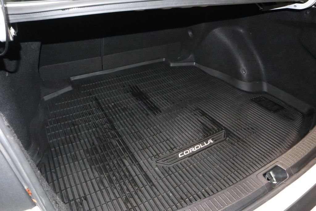 Used 2020 Toyota Corolla SE FWD image 14