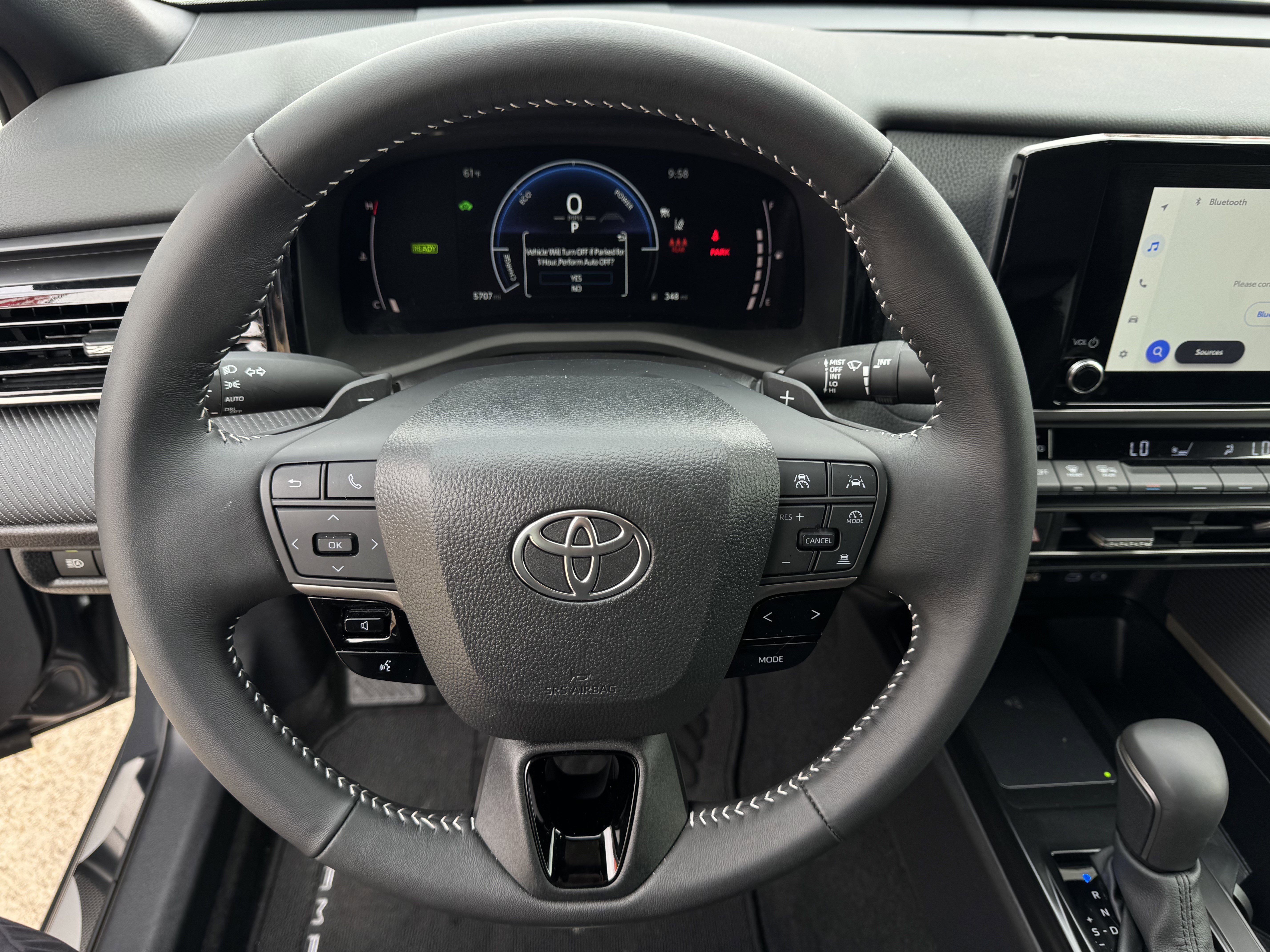 Used 2025 Toyota Camry LE image 16