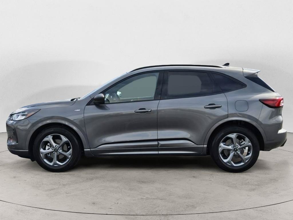 Certified 2023 Ford Escape ST-Line w/ Tech Pack #1 FWD image 6