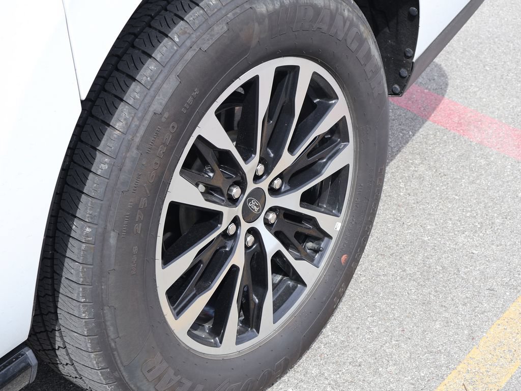 Certified 2025 Ford Expedition Max Platinum AWD/4WD image 26