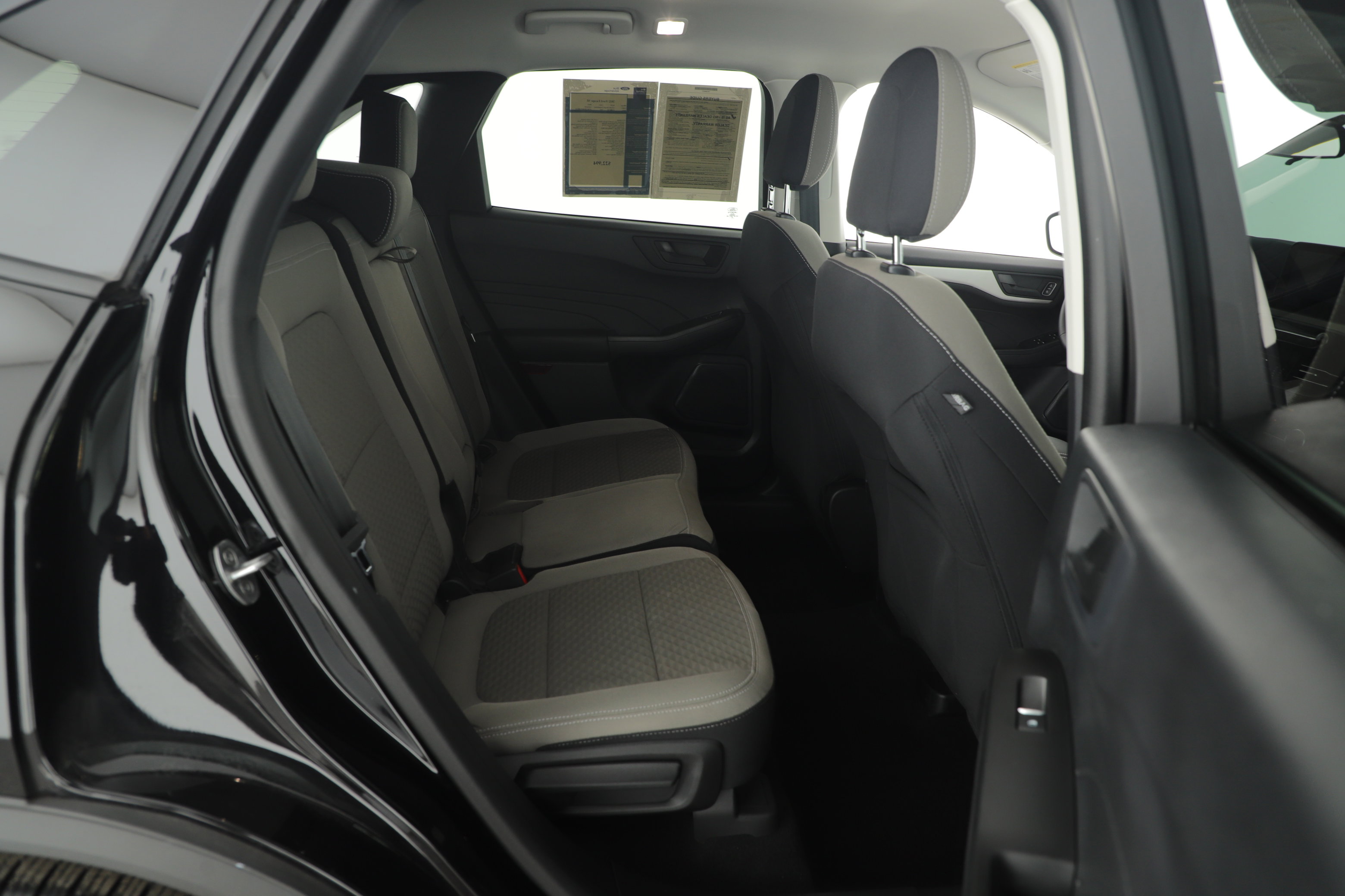 Certified 2022 Ford Escape SE w/ SE Sport Appearance Package image 12