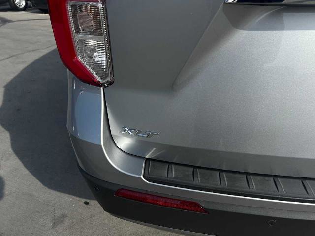 Certified 2022 Ford Explorer XLT w/ Equipment Group 202A image 10