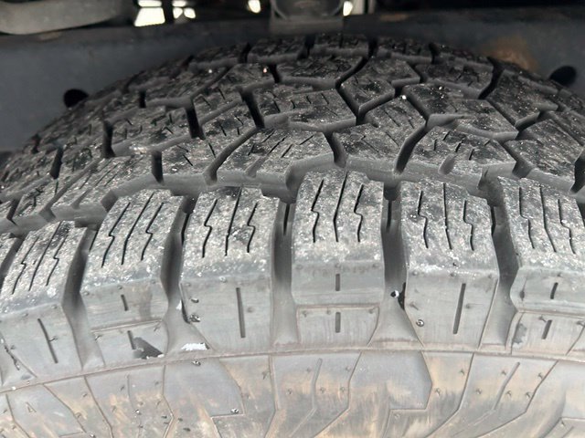 Used 2019 Nissan Frontier SL AWD/4WD image 19
