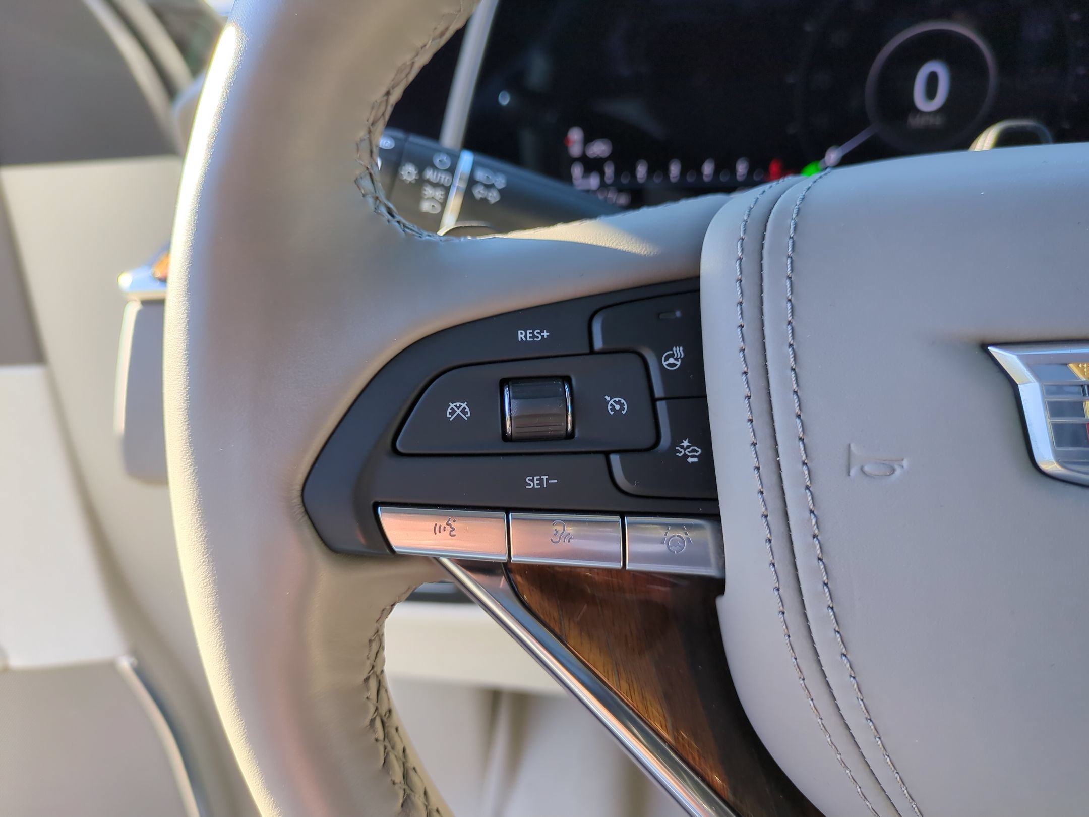 Used 2024 Cadillac Escalade ESV Sport Platinum AWD/4WD image 19