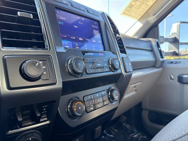 Certified 2022 Ford F450 XLT w/ XLT Premium Package AWD/4WD image 18