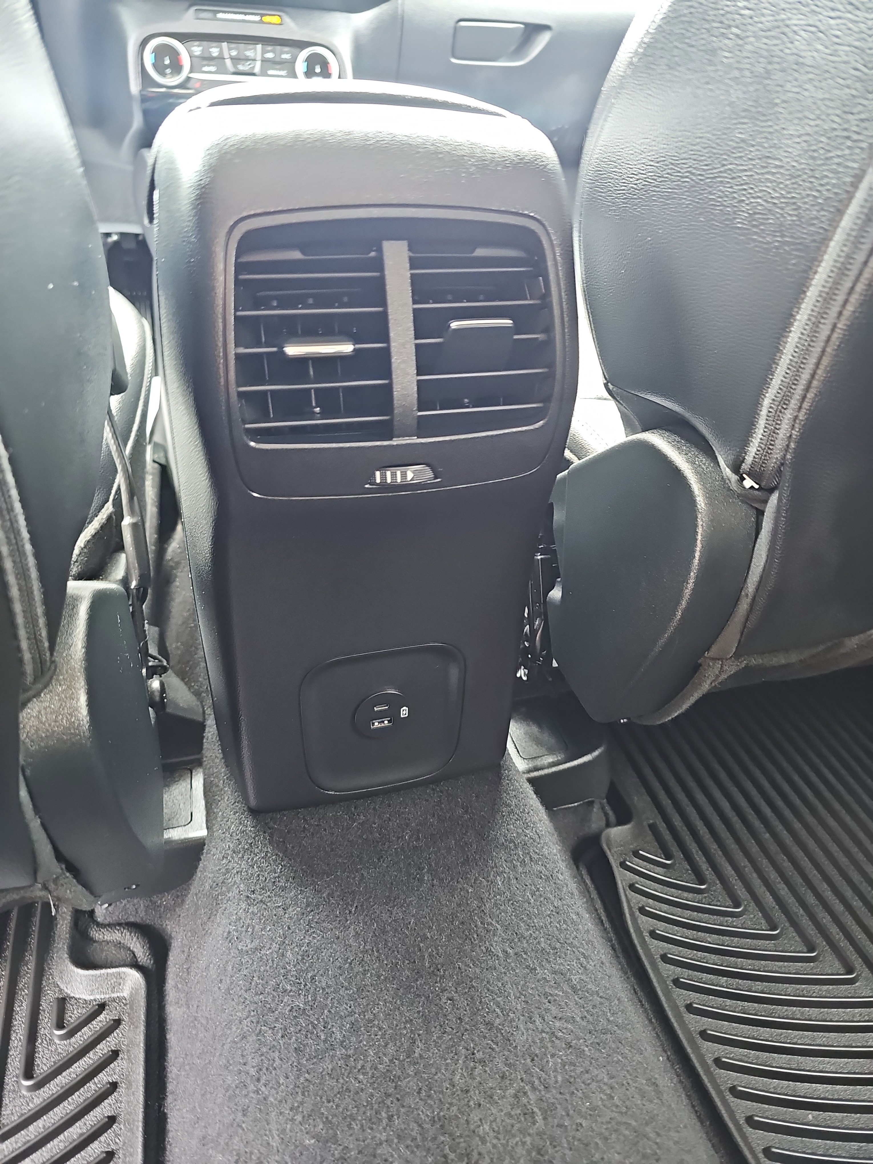 Certified 2022 Ford Escape SEL w/ Technology Package image 18