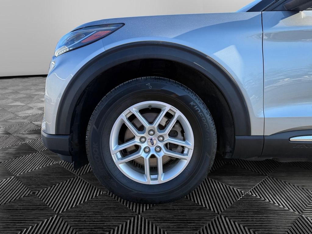Certified 2025 Ford Explorer Active w/ Active Comfort Package image 14