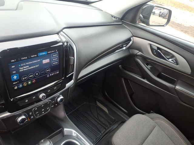 Used 2020 Chevrolet Traverse LT image 21