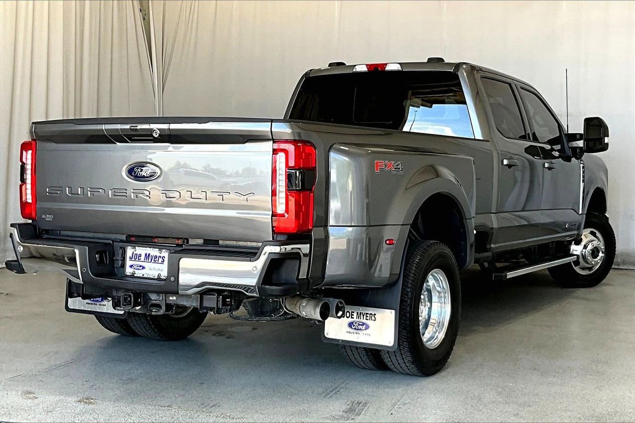 Certified 2025 Ford F350 Lariat AWD/4WD image 4