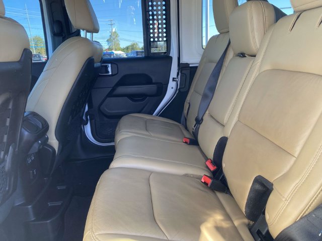 Used 2018 Jeep Wrangler Unlimited Rubicon AWD/4WD image 11