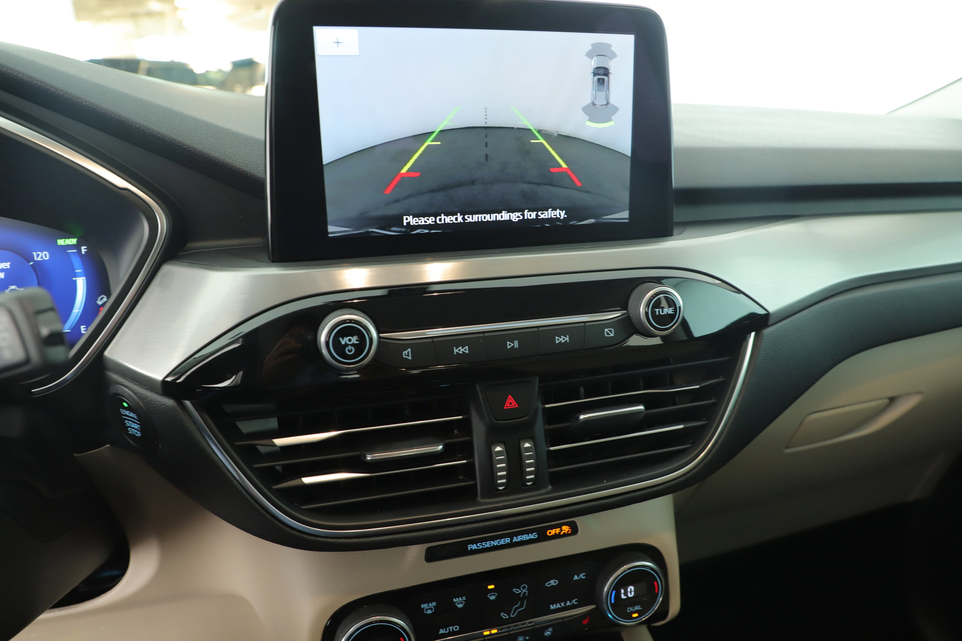 Certified 2021 Ford Escape Titanium image 14