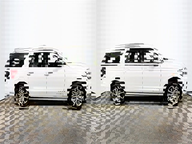 Certified 2022 Ford Expedition Max Platinum image 2