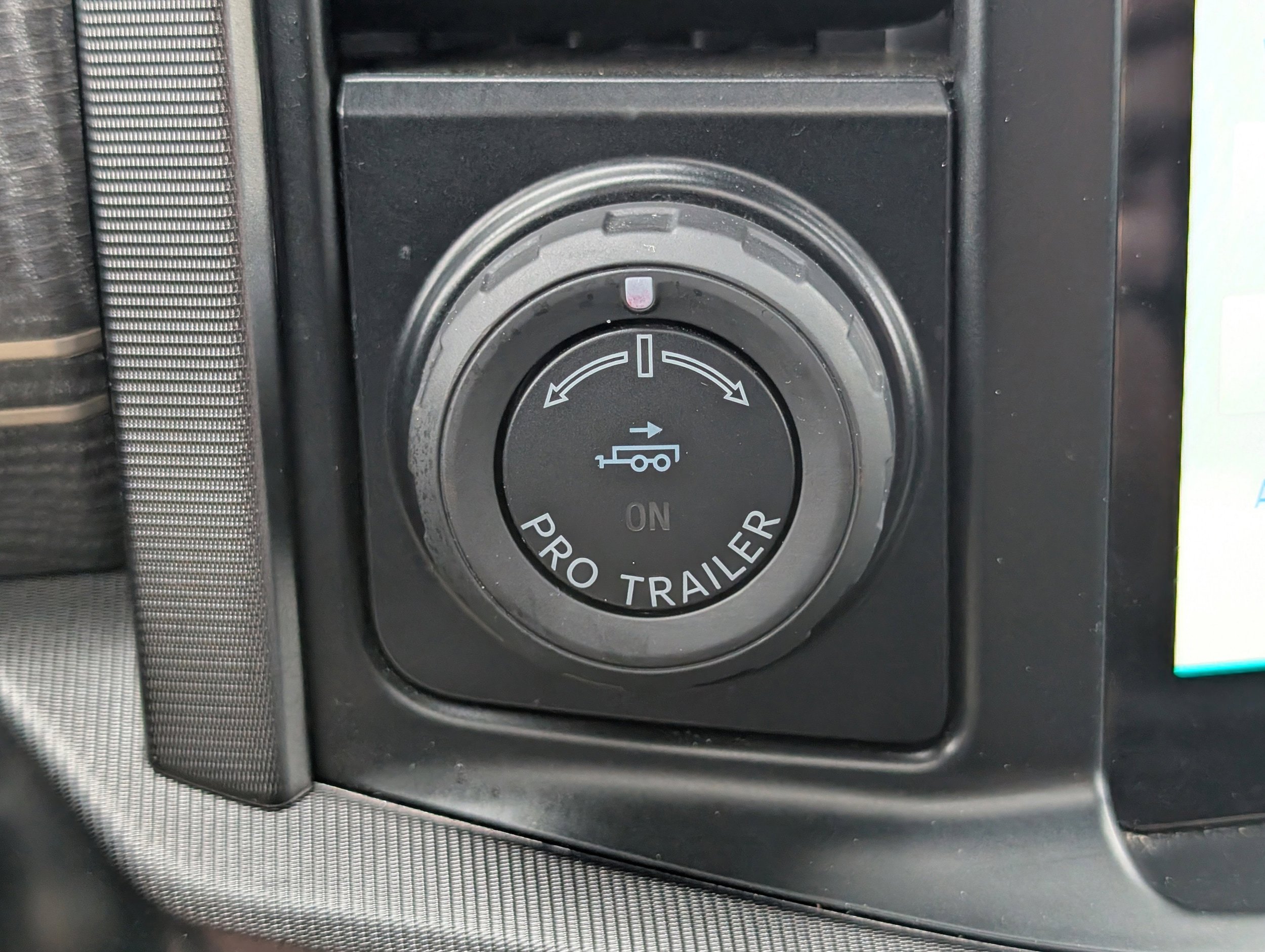 Certified 2023 Ford F150 Platinum w/ Equipment Group 701A High AWD/4WD image 27